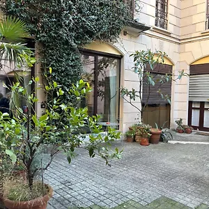 Apartment Luxury Loft Near Duomo And Garage, Mailand